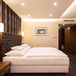 Szőnyi Garden Hotel Pest